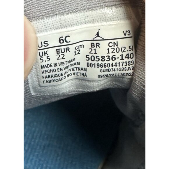 Nike Air Jordan 11 Retro 505836-140 Toddler Baby Size 6C Gray - Picture 10 of 10